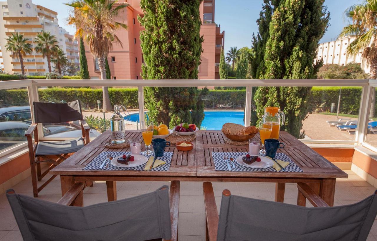 B02 - Fantastic Apartment With Pool Portimao Exterior photo